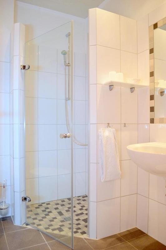 Hotel Herrlichkeit Dornum Janssen Buitenkant foto